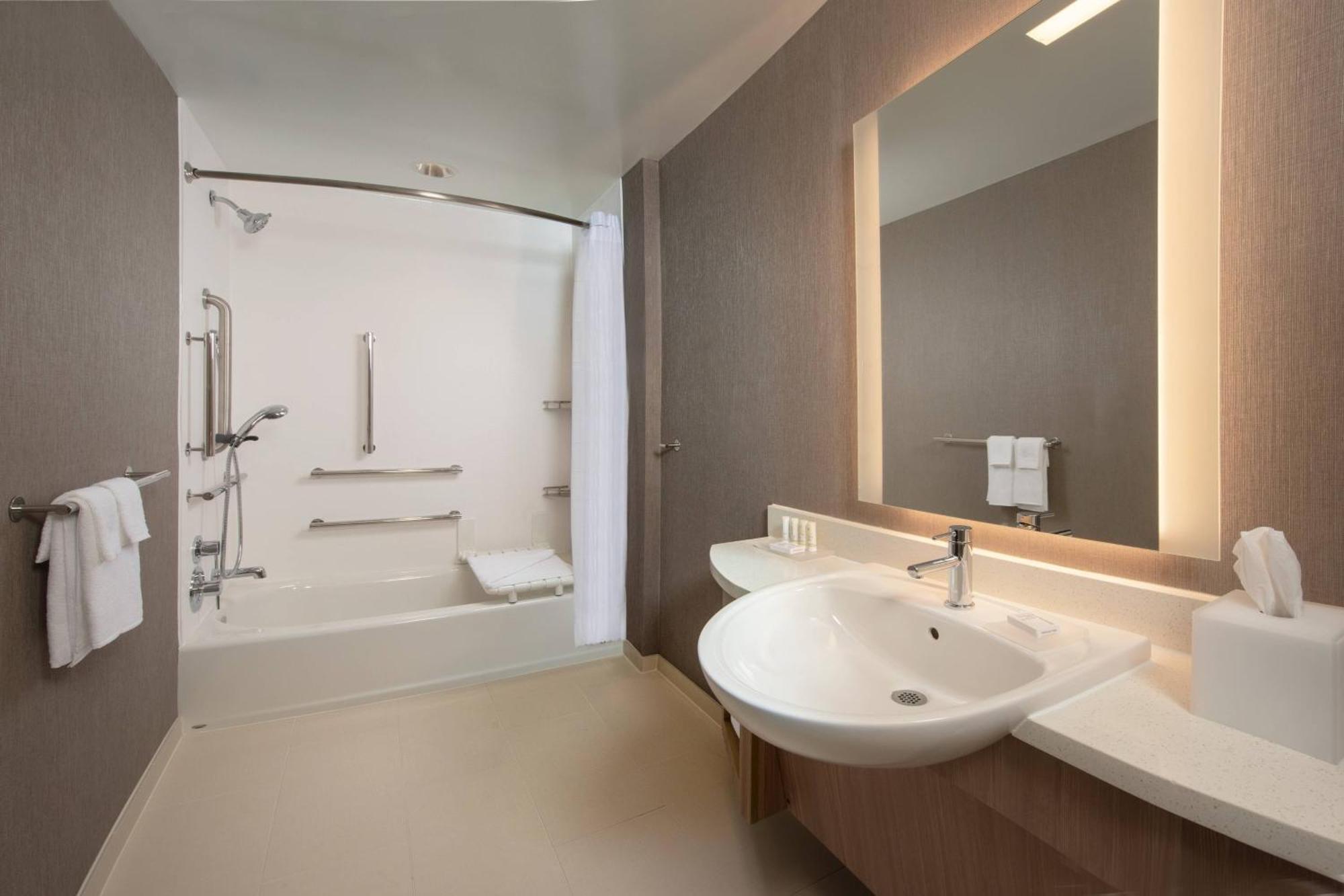 Springhill Suites By Marriott Frederick Eksteriør bilde